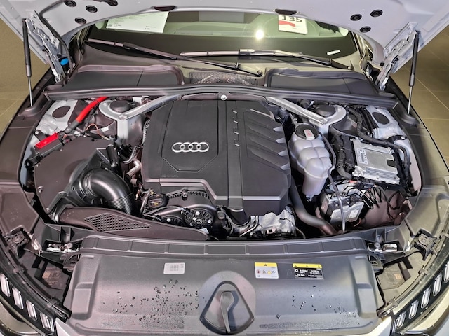 Audi A4 35 TFSI Avant S-Tronic