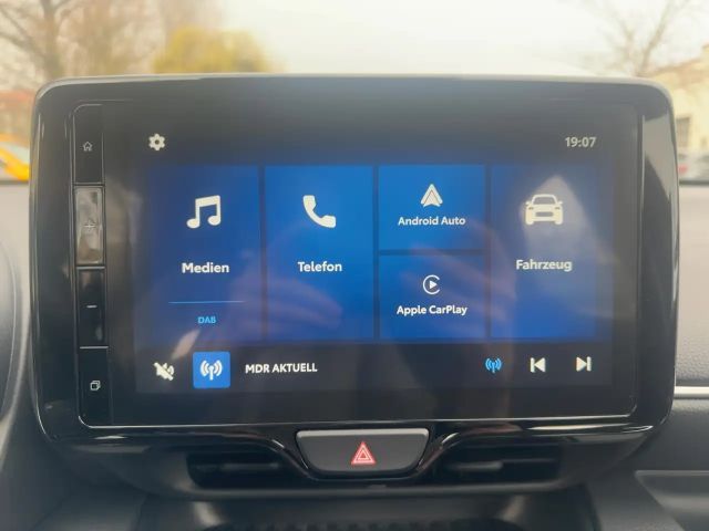 Toyota Yaris Business Hybride