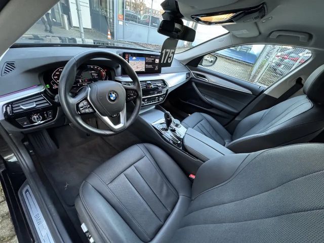 BMW 520 520d Sedan