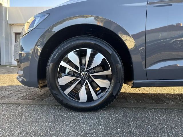 Volkswagen Touran 1.5 TSI DSG
