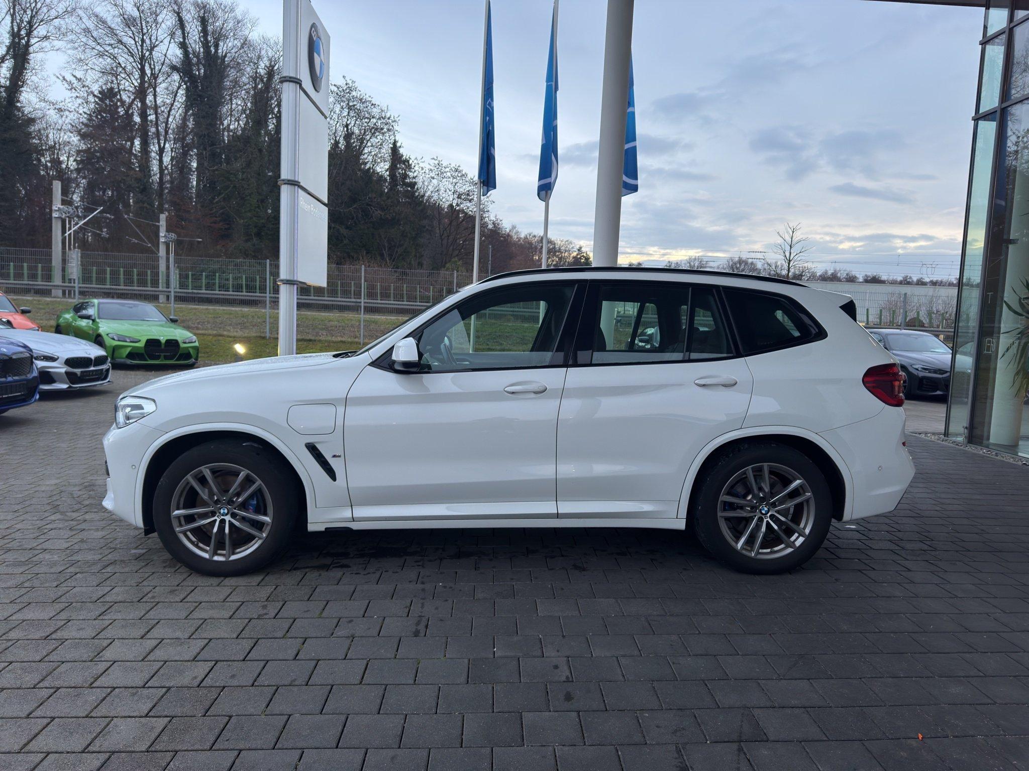 BMW X3 xDrive30e