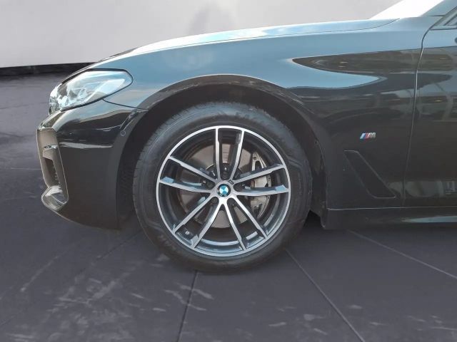 BMW 530 530d M-Sport Touring xDrive
