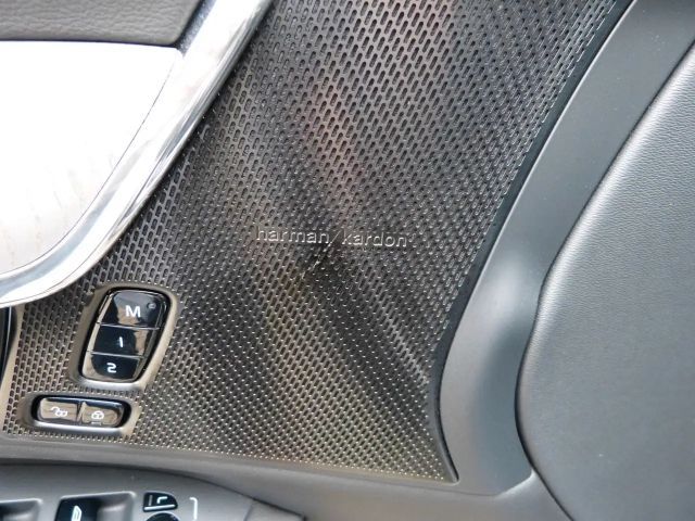 Volvo V90 Cross Country AWD Plus