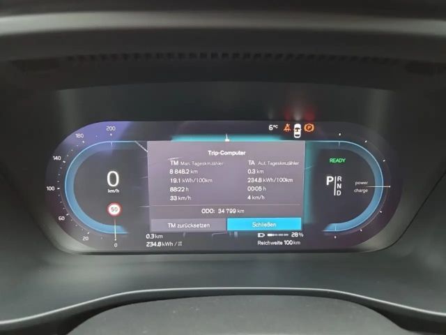 Volvo XC40 Core Recharge