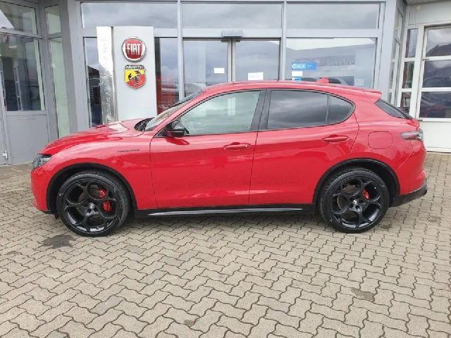 Alfa Romeo Stelvio Q4