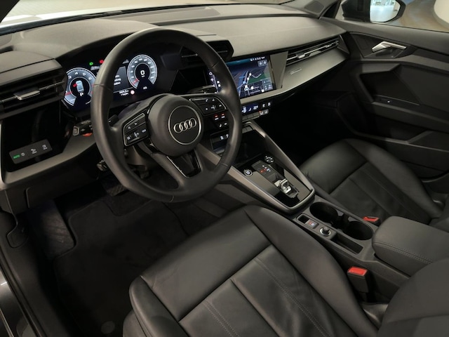 Audi A3 35 TFSI S-Line S-Tronic Sedan