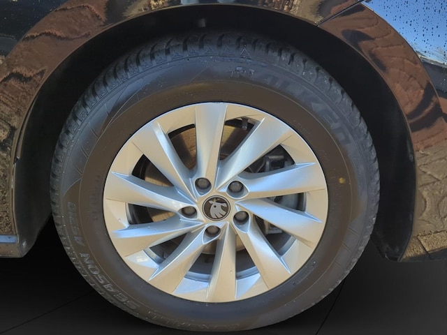 Skoda Superb 2.0 TDI Combi