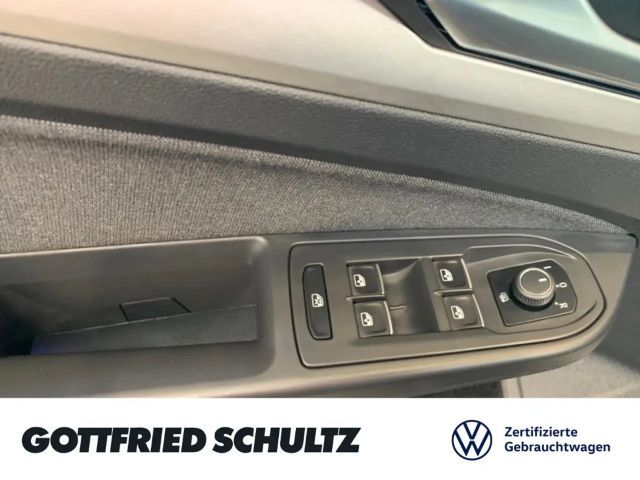 Volkswagen Golf DSG Golf VIII Life Variant