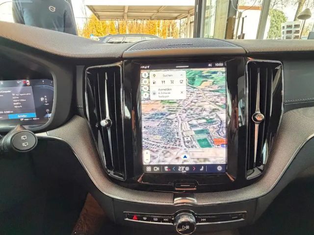 Volvo XC60 AWD Dark Ultra