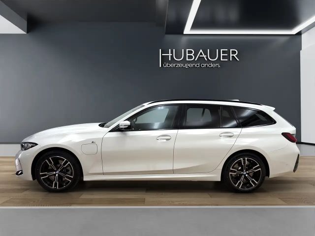 BMW 330 330e Touring