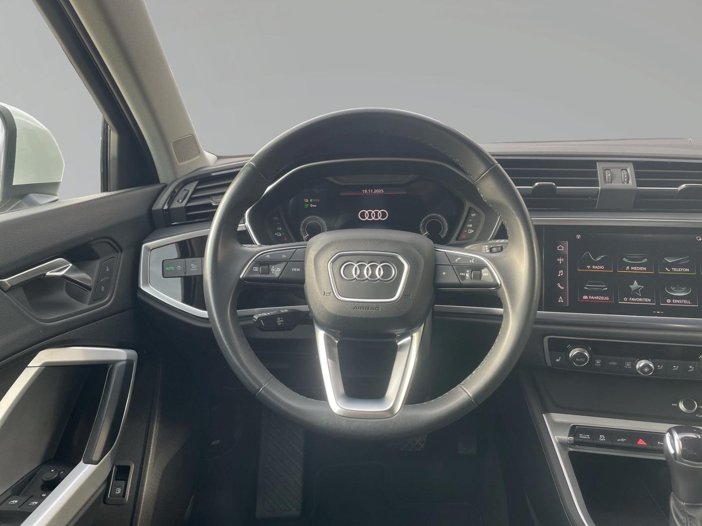Audi Q3 45 TFSI Hybride