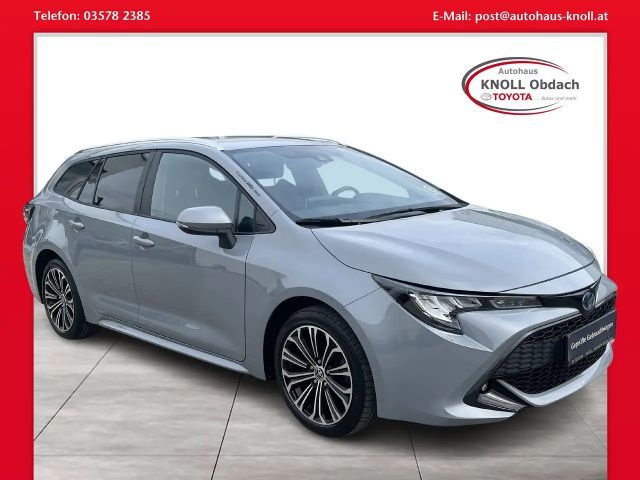 Toyota Corolla Active Hybride Touring