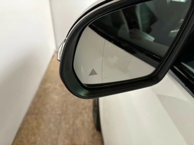 Mercedes-Benz GLB 200 Progressive