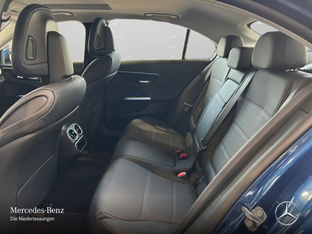 Mercedes-Benz C 200 4MATIC AVANTGARDE Sedan