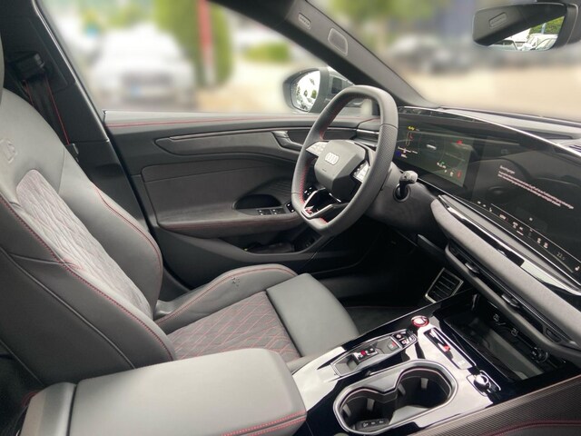 Audi A6 Avant Quattro S-Tronic