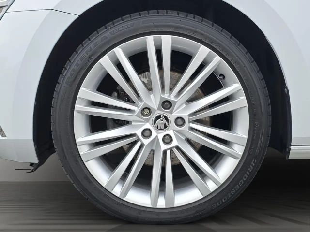 Skoda Superb L&K TDI DSG AHK CANTON LEDER SITZBLF ACC