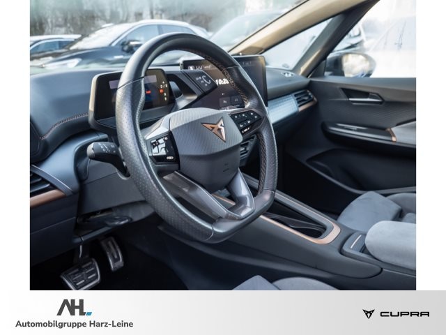 Cupra Born ALU 19''+DCC+PANO+360° KAMERA+AR HUD+KEYLESS+BEATS AUDIO+TECH M+KLIMA+NAVI