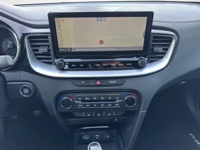 Kia Ceed CRDi Hybrid Spirit