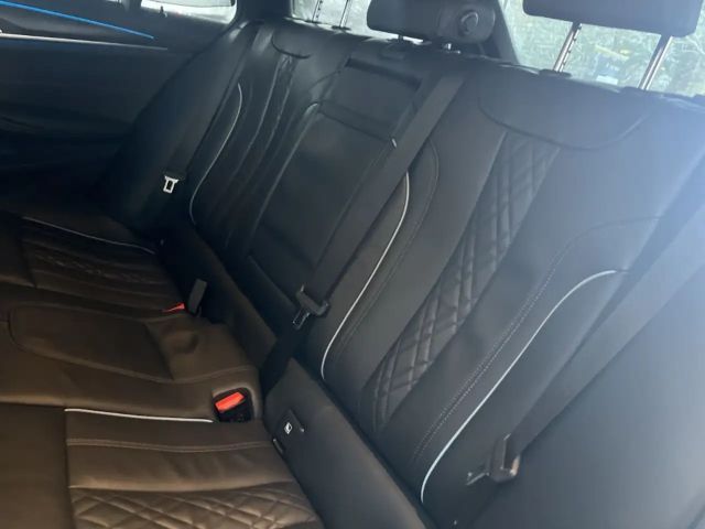 BMW 530 530e M-Sport Touring xDrive