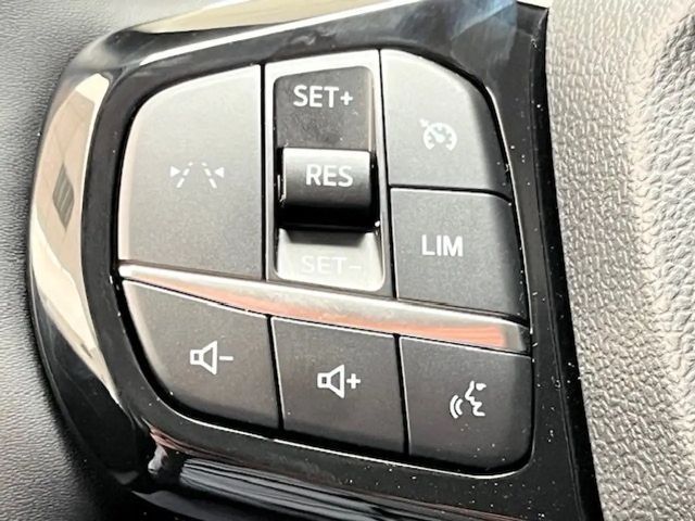 Ford Puma EcoBoost Titanium