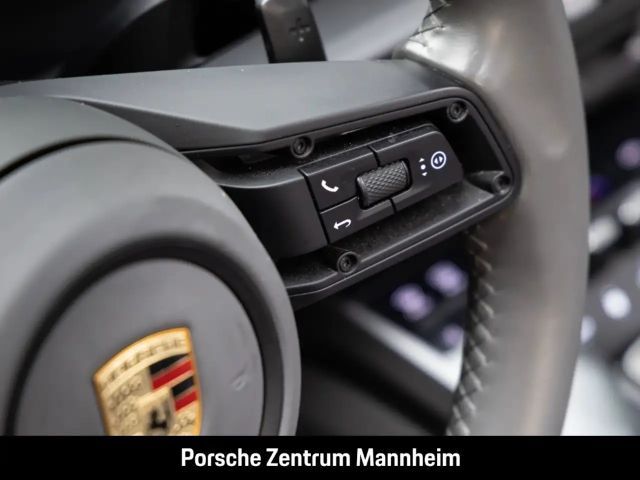 Porsche 992 Cabrio Carrera