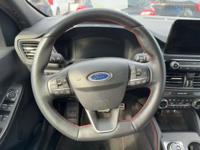 Ford Kuga ST Line X