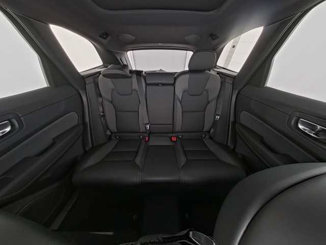 Volvo XC60 AWD Dark Plus