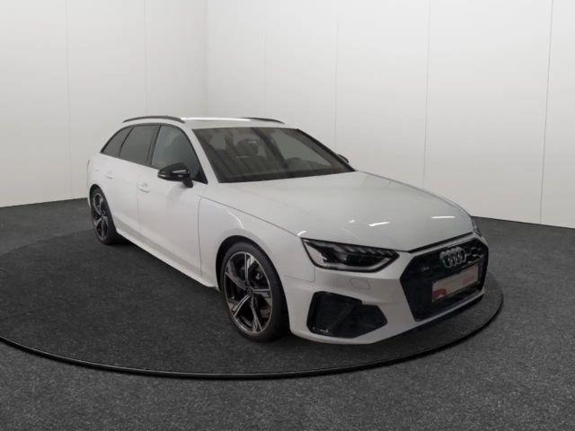 Audi S4 Avant Quattro