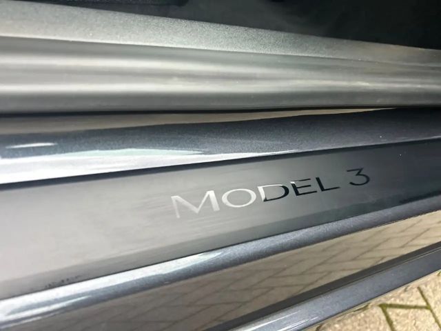Tesla Model 3 AWD Dual Motor Long Range