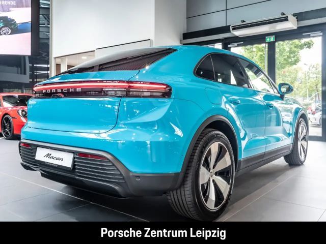 Porsche Macan 4
