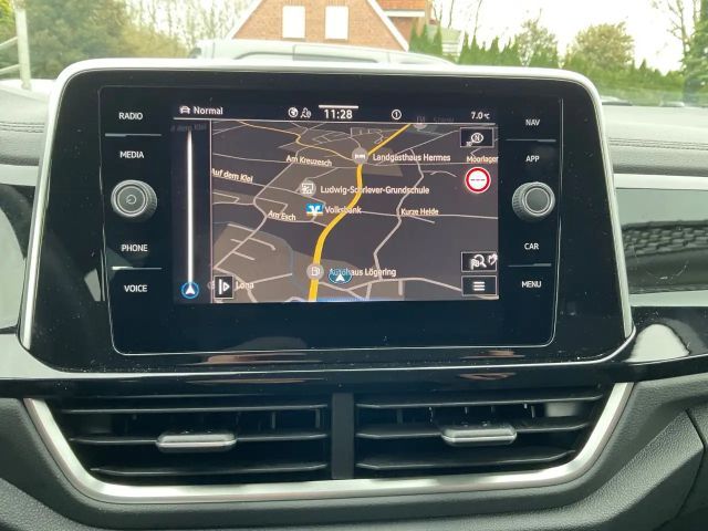 Volkswagen T-Roc 1.5 TSI DSG R-Line