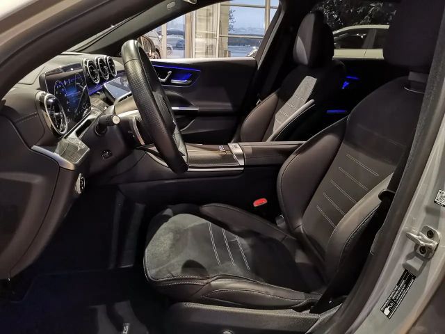 Mercedes-Benz C 300 4MATIC AMG Line