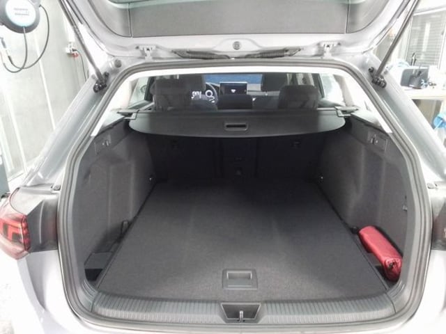 Volkswagen Golf 1.5 eTSI DSG Life Variant