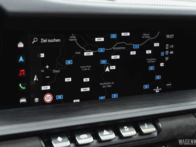 Porsche 992 4 Cabrio GTS Targa