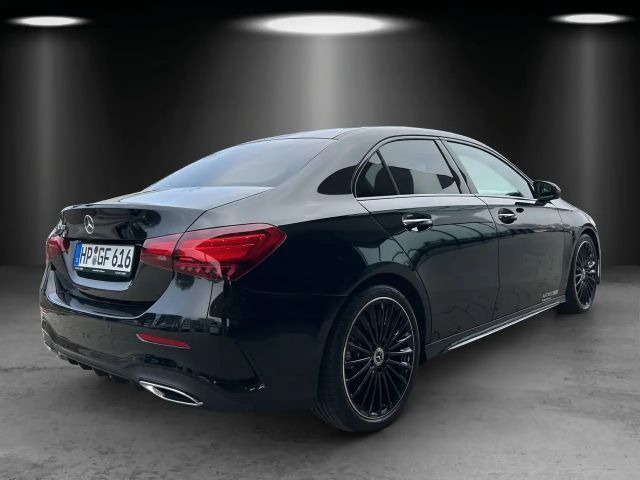 Mercedes-Benz A 200 AMG Line