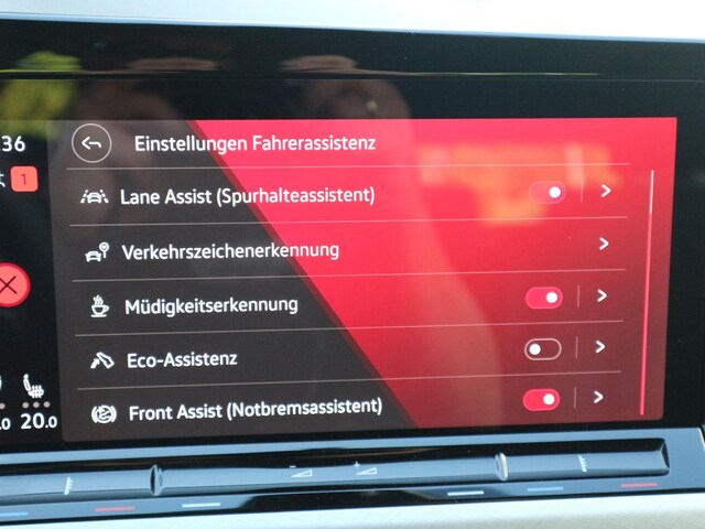 Volkswagen Golf Life