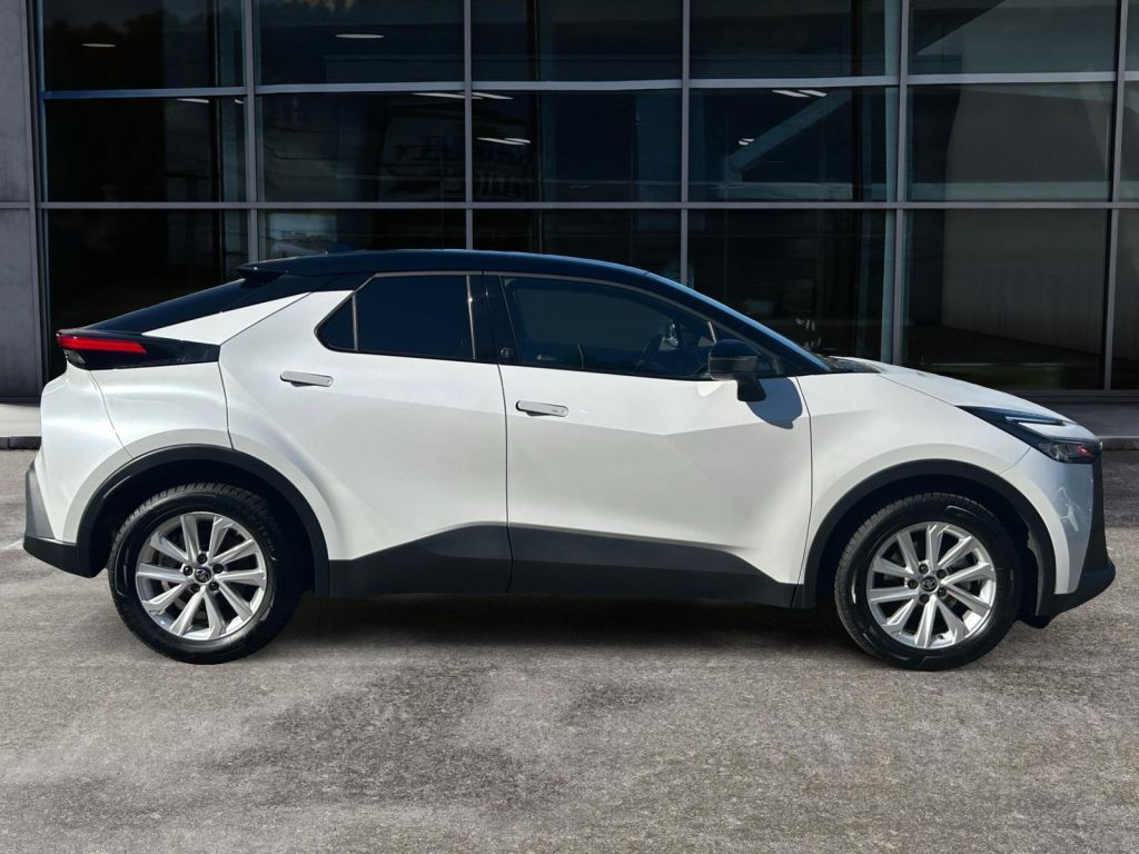 Toyota C-HR 5-deurs Team D