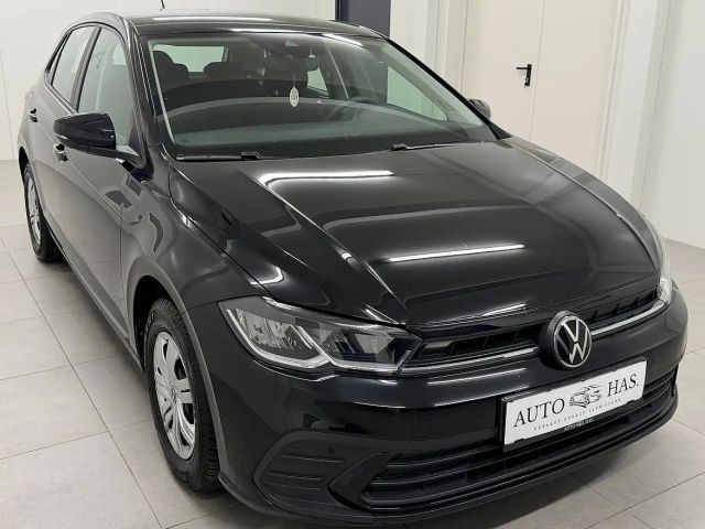 Volkswagen Polo 1,0*8 Fach*Parksensoren*Apple Carplay*Android A...