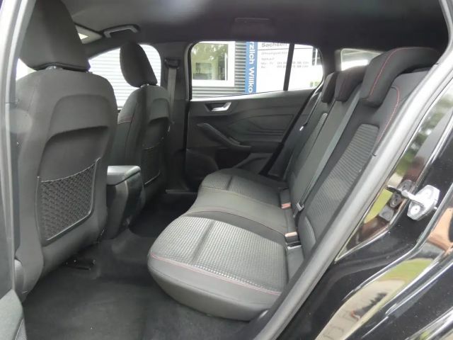 Ford Focus ST Line Wagon