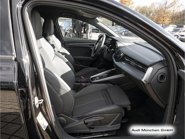 Audi A3 30 TFSI S-Tronic Sportback