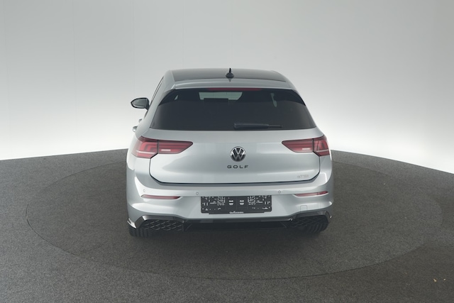 Volkswagen Golf 1.5 eTSI DSG Golf VIII R-Line