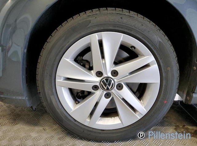 Volkswagen Golf DSG Variant