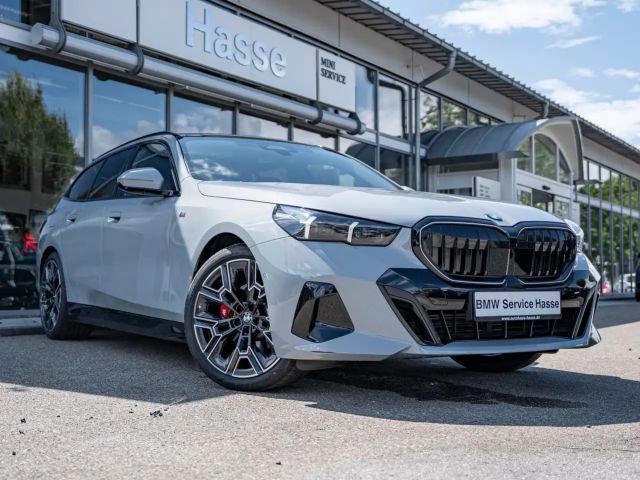 BMW 520 520d M-Sport Touring xDrive