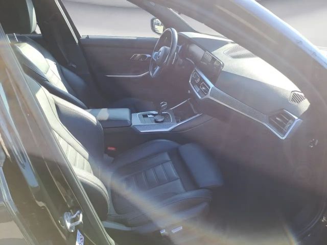 BMW 330 330d M-Sport Touring xDrive