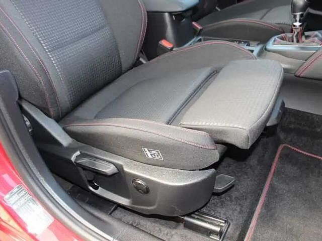 Ford Focus ST Line Wagon