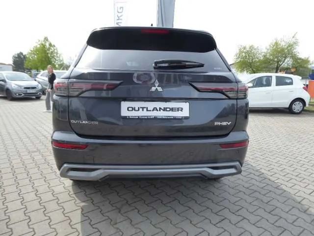 Mitsubishi Outlander PHEV