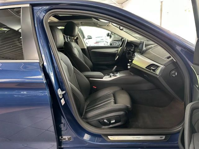 BMW 520 520d Business Line Sedan