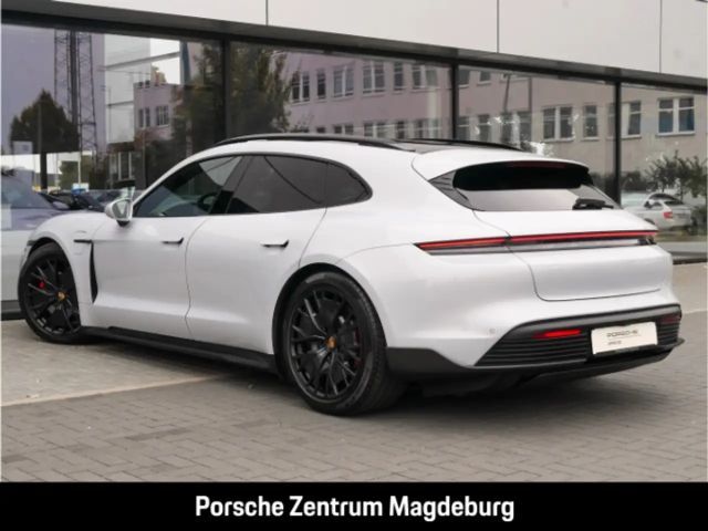 Porsche Taycan GTS Sport Turismo