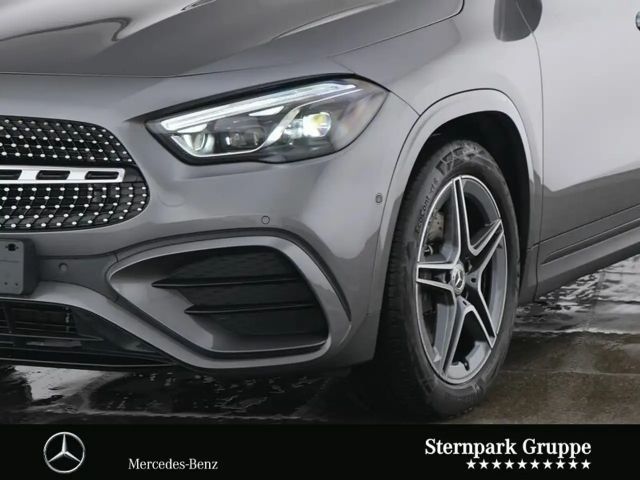 Mercedes-Benz GLA 200 AMG Line