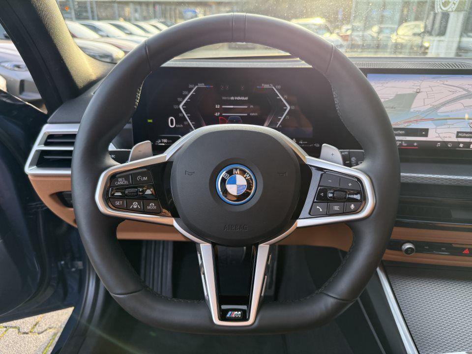 BMW 330 330e Touring